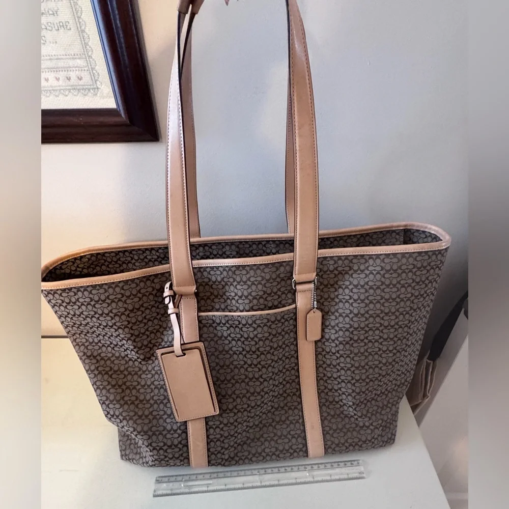 COACH Mini Signature Large Travel Tote - Picture 5 of 6